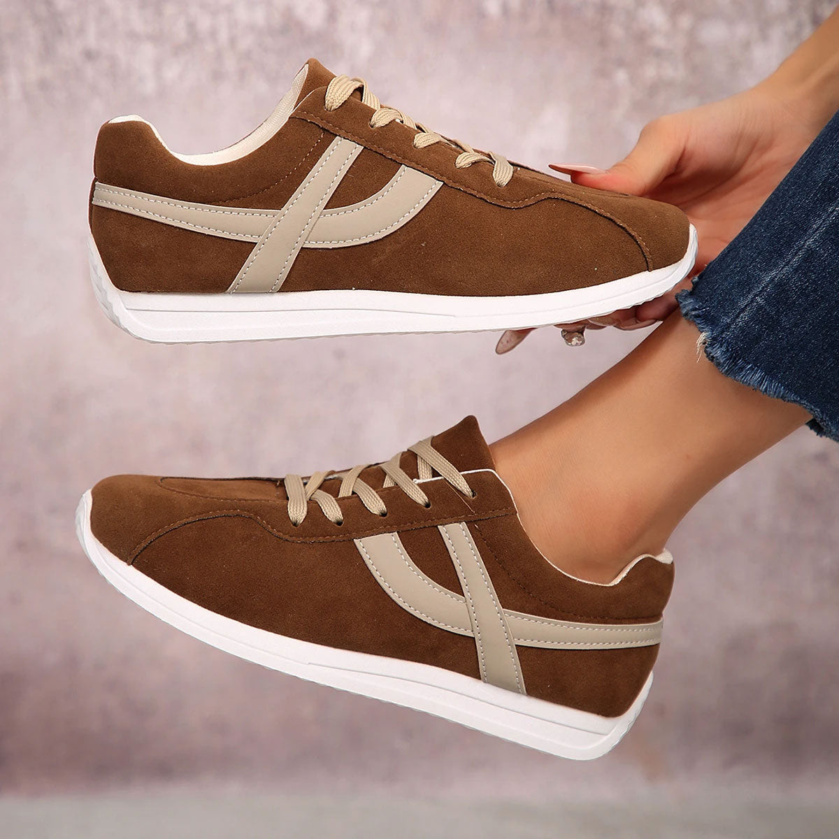 Retro Breathable Round-Toe Sports Flats