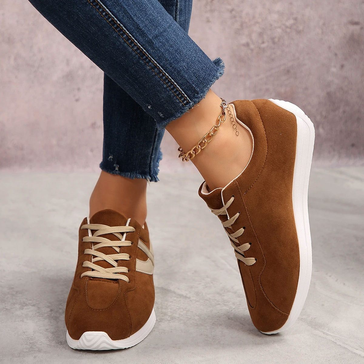 Retro Breathable Round-Toe Sports Flats