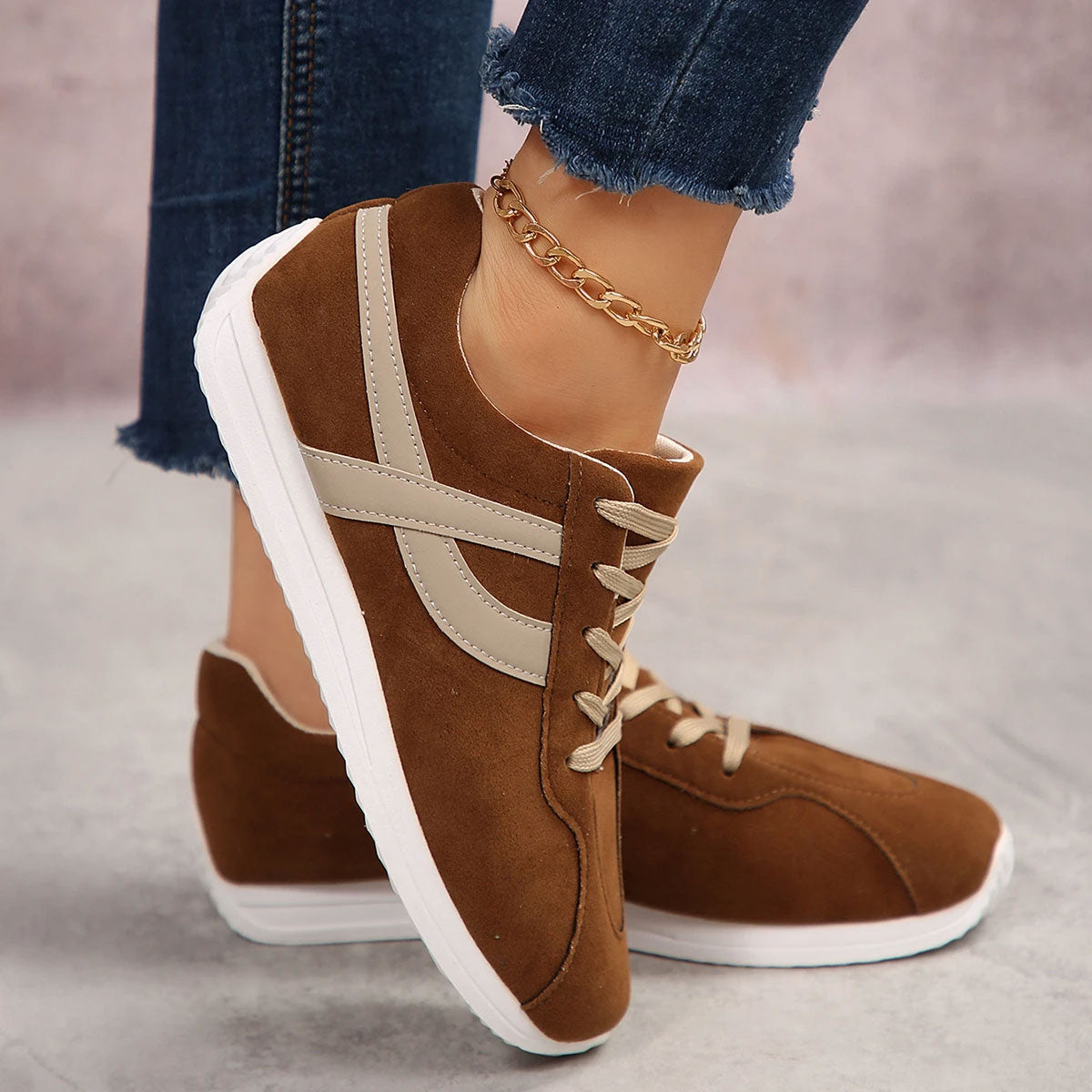 Retro Breathable Round-Toe Sports Flats