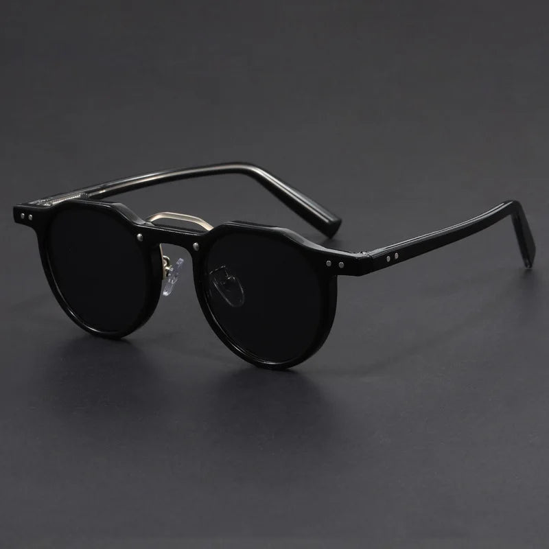 Transparent Frame Keyhole Bridge Round Sunglasses for Men – Stylish Casual Wear