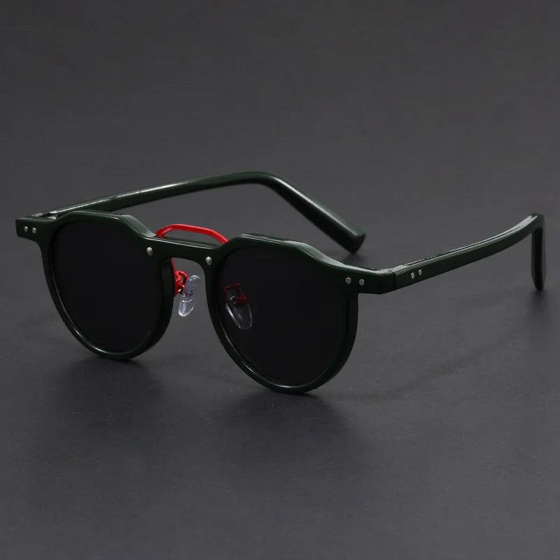 Transparent Frame Keyhole Bridge Round Sunglasses for Men – Stylish Casual Wear