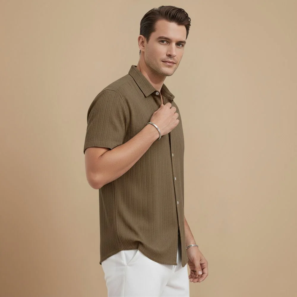 Men’s short sleeve button-front polo shirt