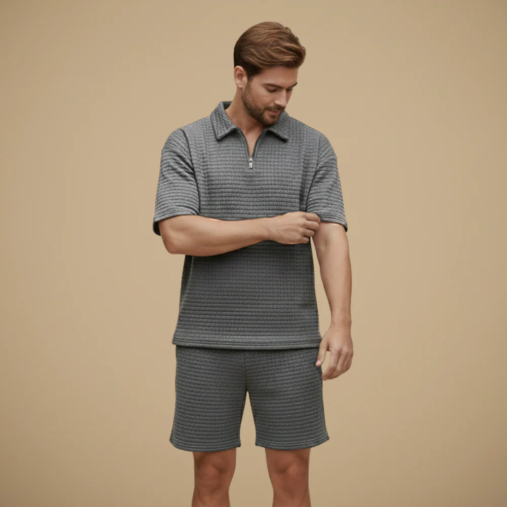 Men's quarter zip collar short sleeved and short set